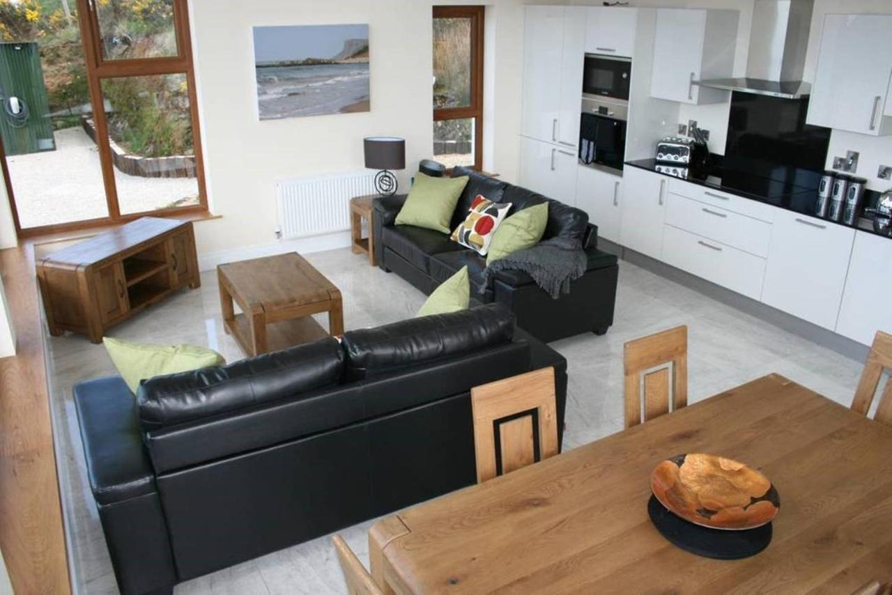 The Salthouse Lodges Ballycastle Bagian luar foto